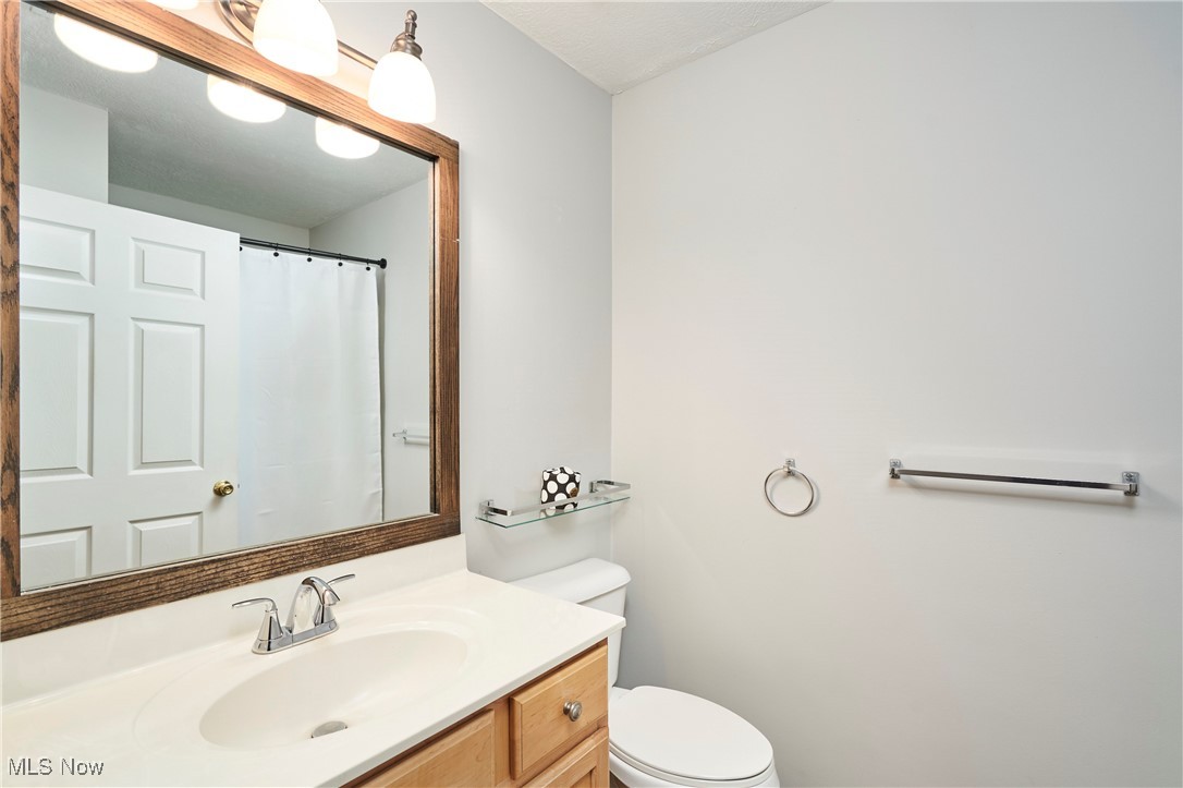 Lenox Village Condo Ph 02 - Residential