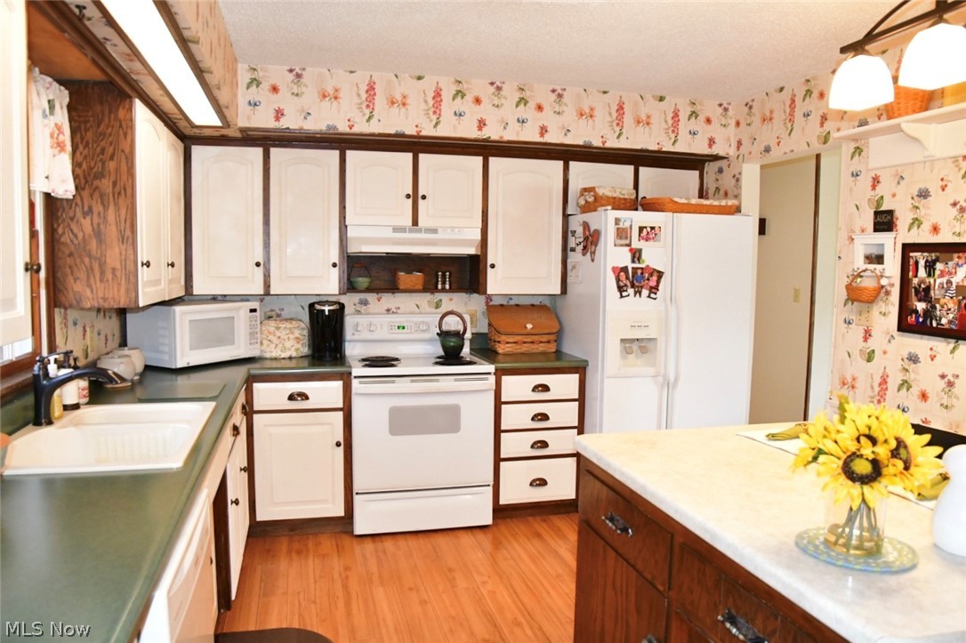 Headley Corners - Residential