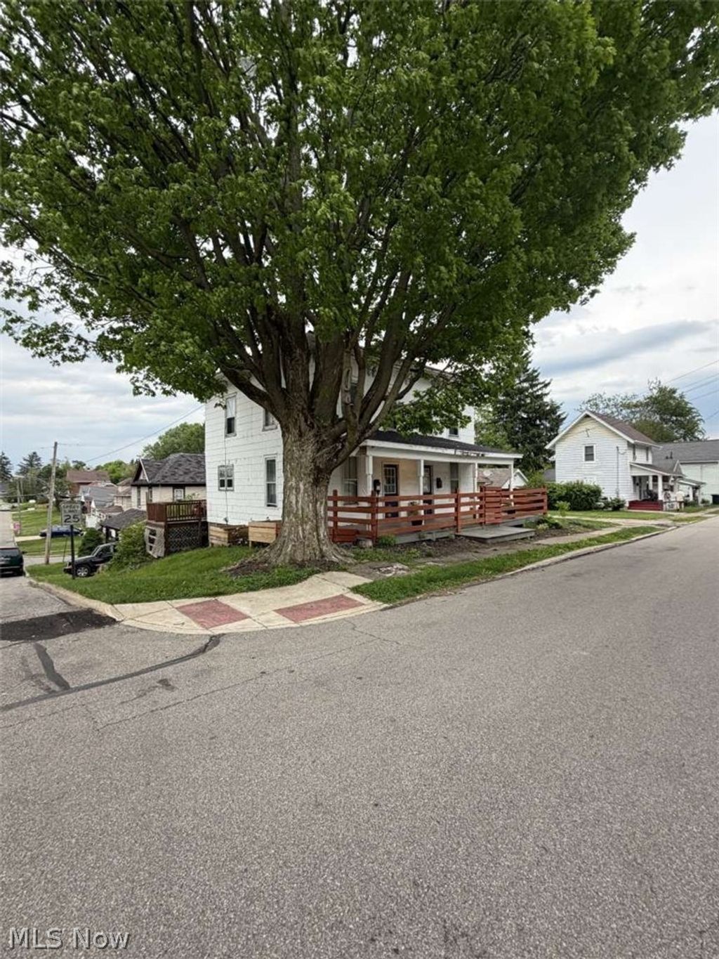 Photo of 49 Granite Street, Mansfield, OH 44903 (MLS # 5211523)