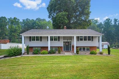 122 Oak Dr – Investment Home