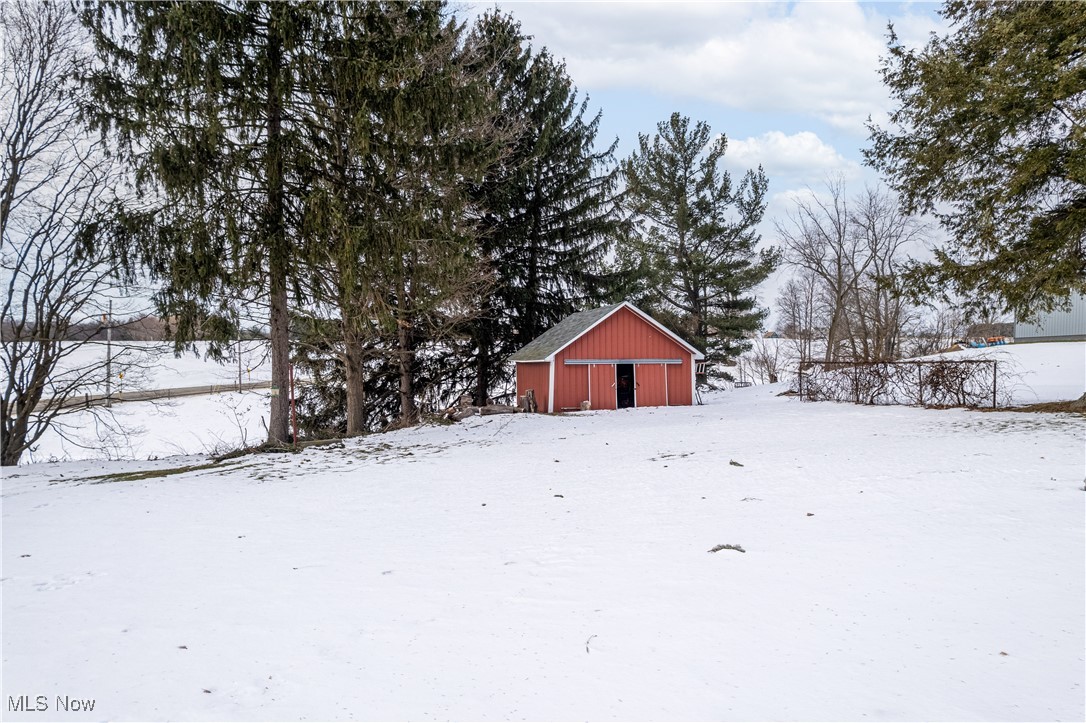 8742 Krabill Road, Sterling, Ohio image 22