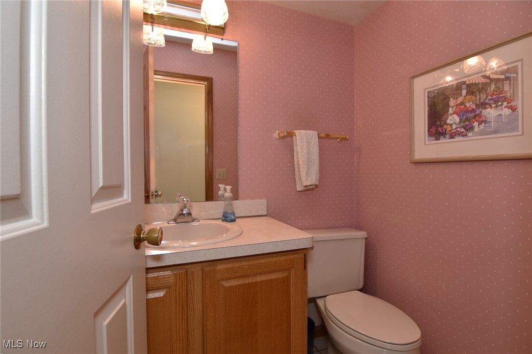 34700 Ada Drive, Solon, Ohio image 16