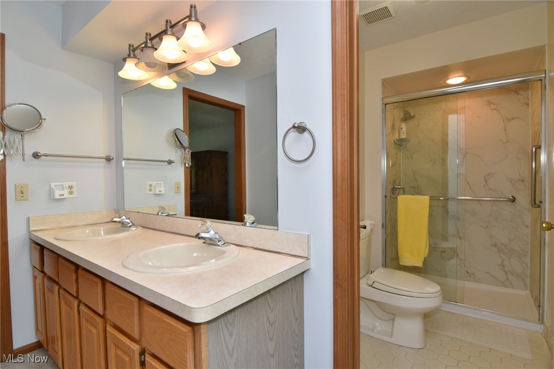 34700 Ada Drive, Solon, Ohio image 20