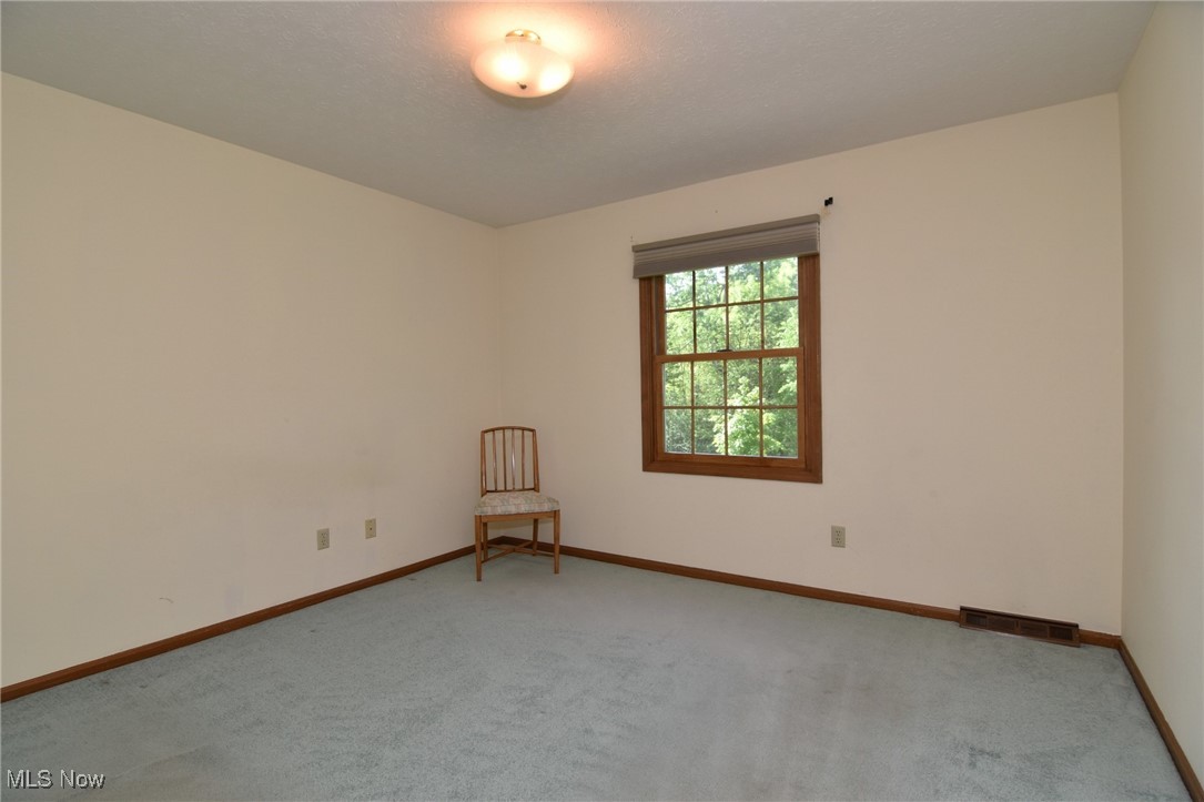 34700 Ada Drive, Solon, Ohio image 22