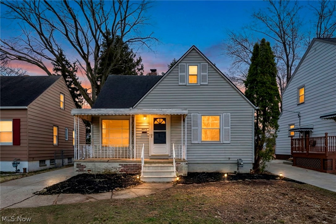 4413 Torrington Avenue