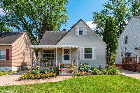 4413 Torrington Avenue Parma OH 44134