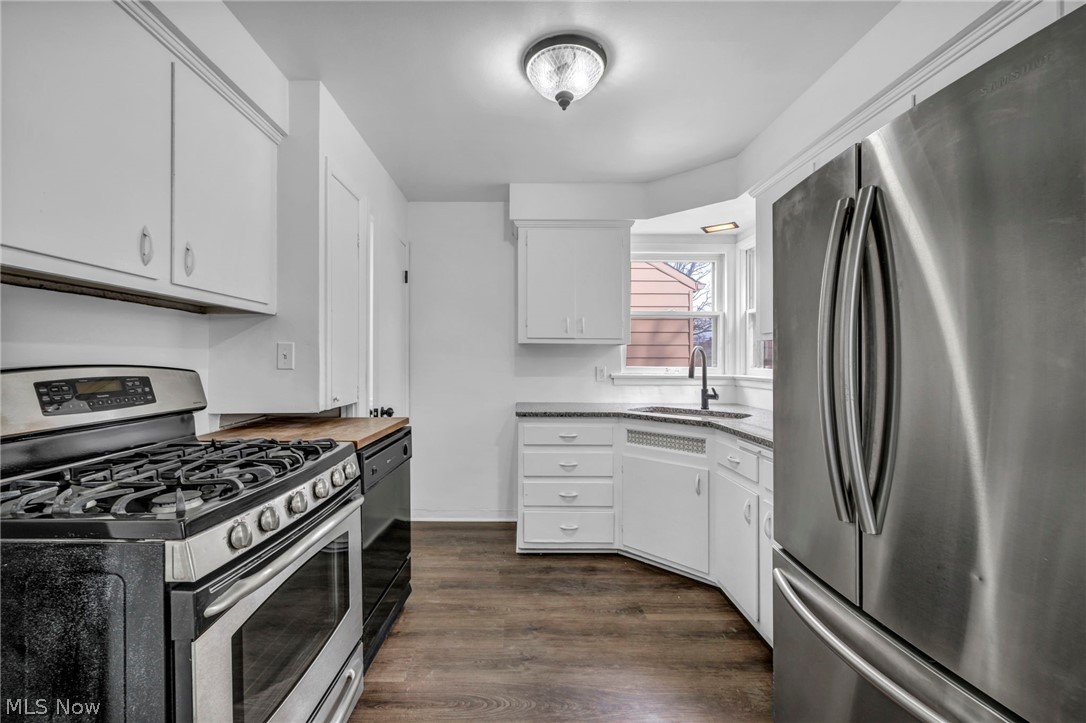 4413 Torrington Avenue