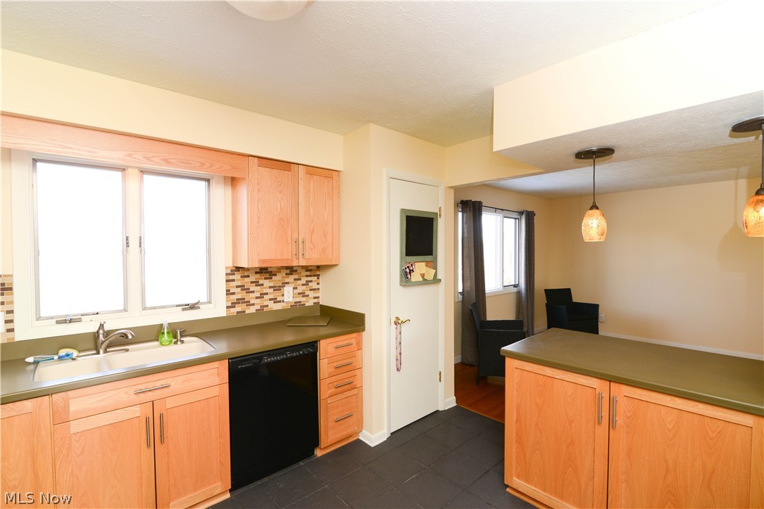 Fonderlac Villas Condo - Residential