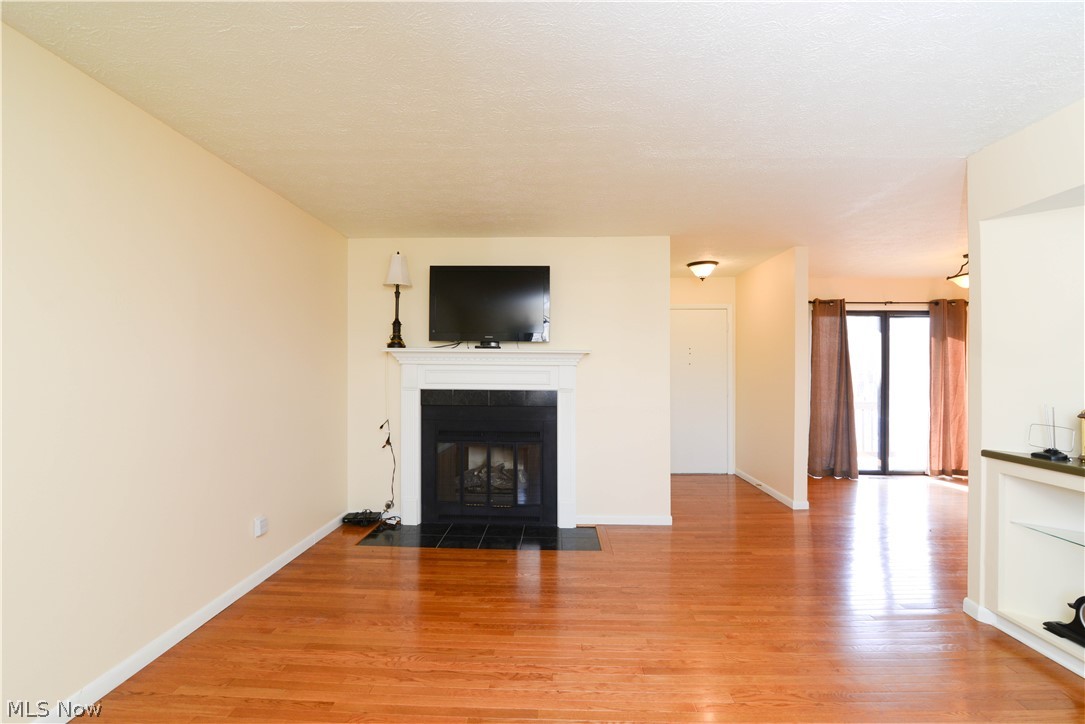 Fonderlac Villas Condo - Residential