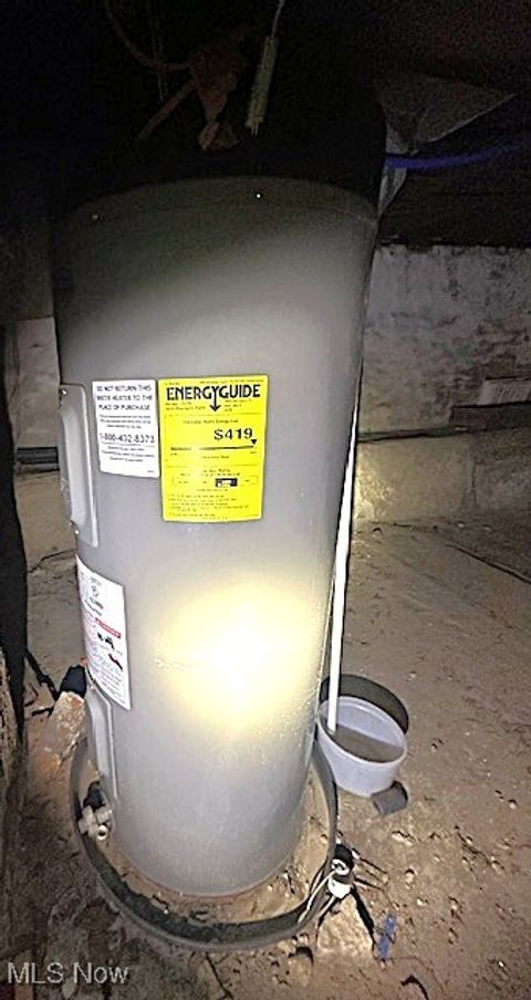 Tiny photo for 922 N Jefferson Street, Lima, OH 45801 (MLS # 5183805)