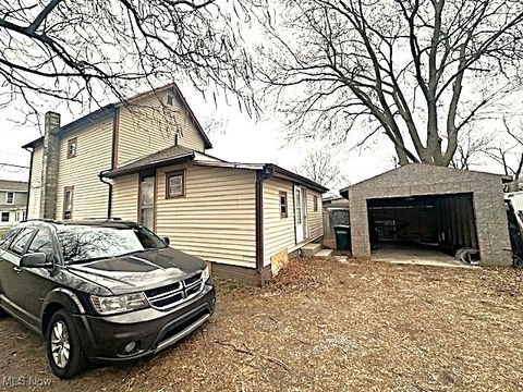 Tiny photo for 922 N Jefferson Street, Lima, OH 45801 (MLS # 5183805)