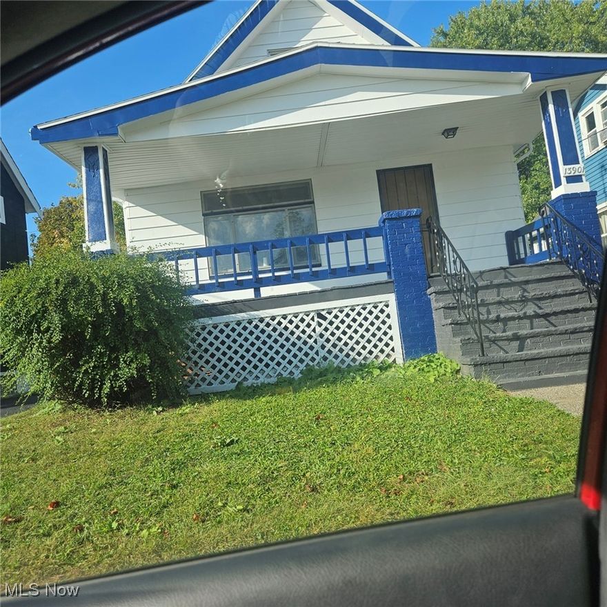 Quiet street with great neighbors 4bed 1bath house with everything new or newer. Luxury vinyl flooring throughout with updated kitchen featuring new cabinets and granite counter tops. 4 good sized bedrooms with bonus sitting area on the 2nd floor. Perfect for the homeowner or investor who wants a maintenance free home.
