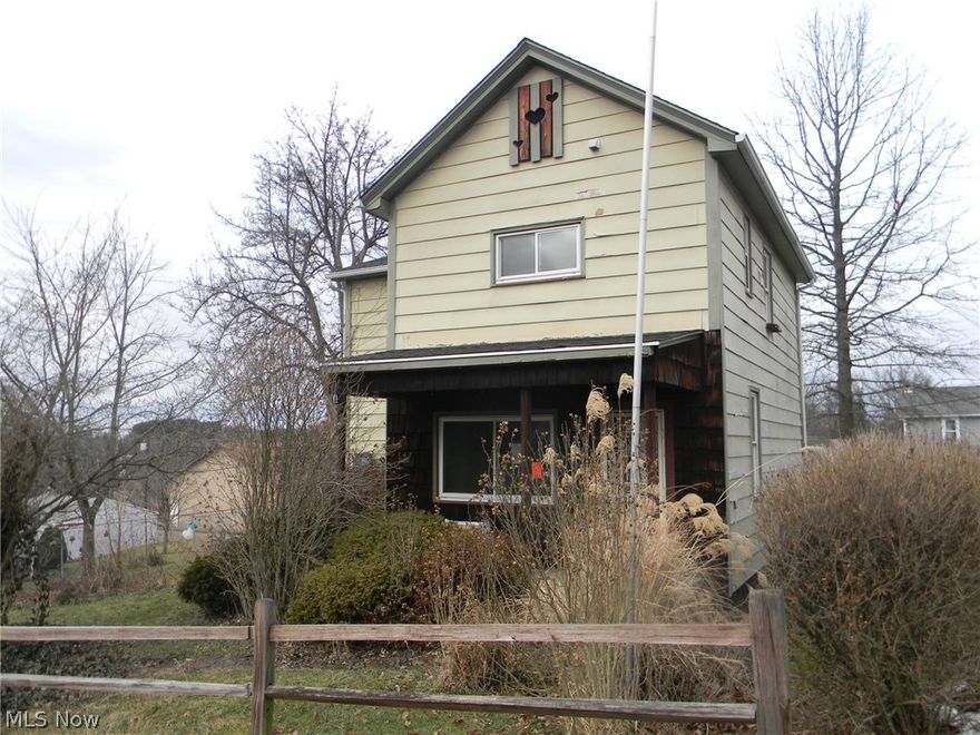 ONSITE COURT ORDERED SALE: 
THURSDAY, MARCH 29, 4 PM - 
841 Louise St.
East Liverpool, OH 43920 - 
3 Bed, 1 Bath, 1280 SF; 
Columbiana County 2017 CV 00389; 
Parcel 37-02226.000; 
NO SET MINIMUM OPENING BID; 
The property is located in the City of East Liverpool, 
County of Columbiana.
Register Onsite 1 Hour Before Auction w/ ID.
TERMS: 10% Buyer’s Fee Added (Minimum $1000); 
$5,000 Deposit Cash/Check;
Purchaser shall be responsible for those costs, allowances,
and taxes that the proceeds of the sale are insufficient to cover. It is the bidder's responsibility to ascertain whether a property is being sold subject to matters that may adversely affect its value. A complete copy of the legal descriptions can be reviewed at Broker's Website.