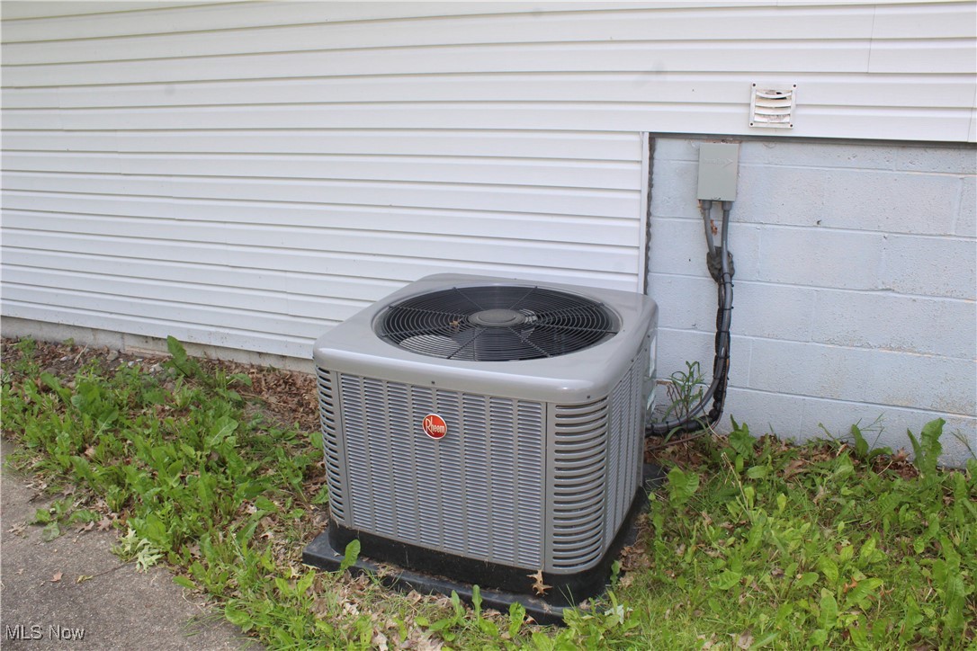 3786 Bryant Drive, Youngstown, Ohio image 33