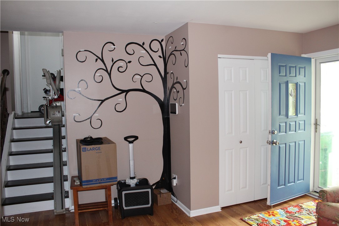 3786 Bryant Drive, Youngstown, Ohio image 2