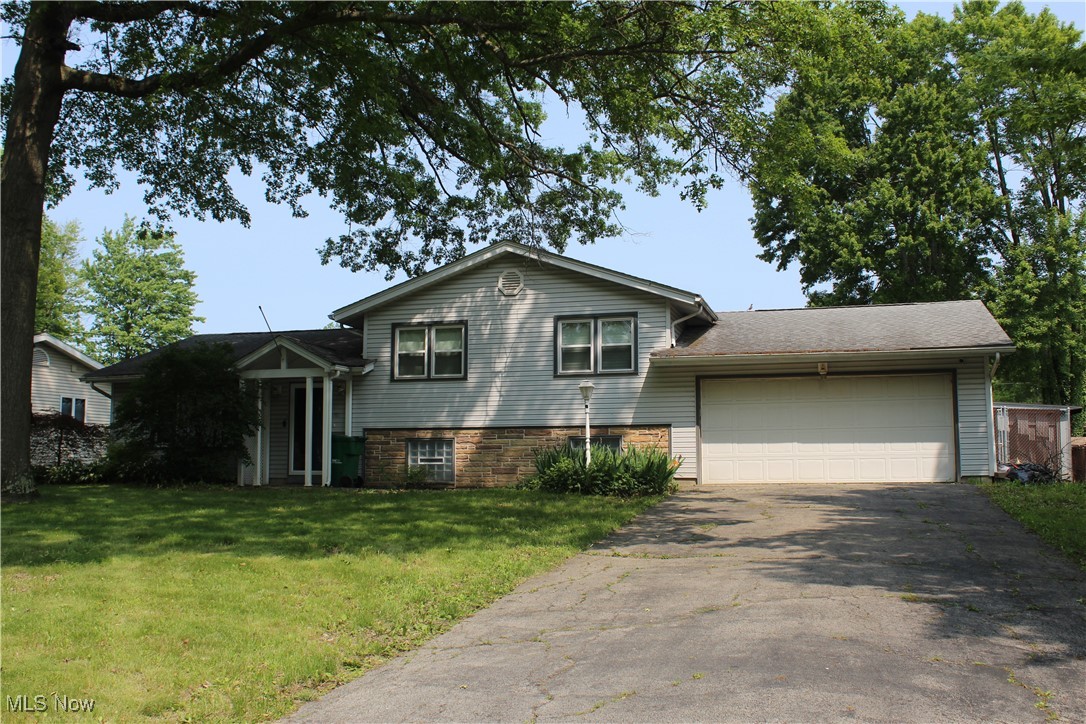 3786 Bryant Drive, Youngstown, Ohio image 1