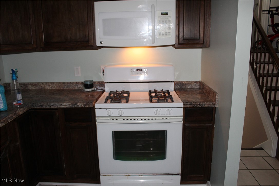 3786 Bryant Drive, Youngstown, Ohio image 8
