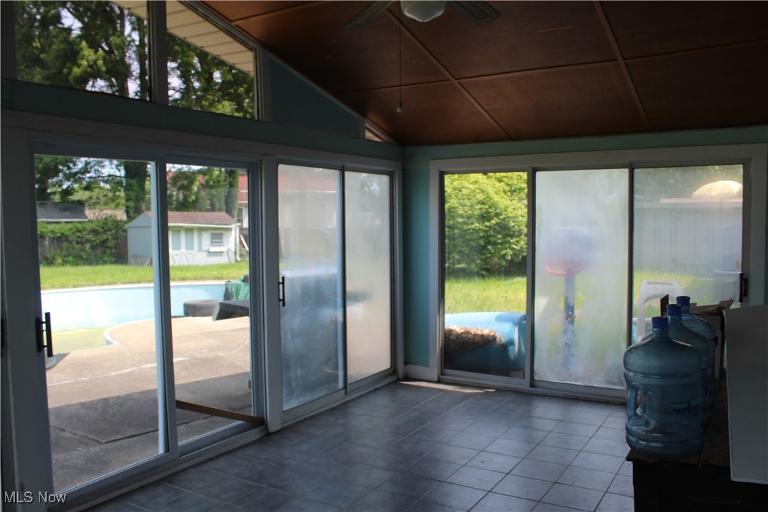 3786 Bryant Drive, Youngstown, Ohio image 21