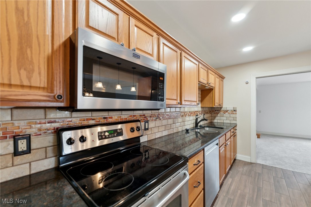 6114 Cabot Court, Mentor, Ohio image 20