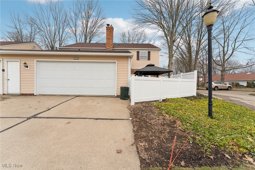 6114 Cabot Court, Mentor, Ohio image 11