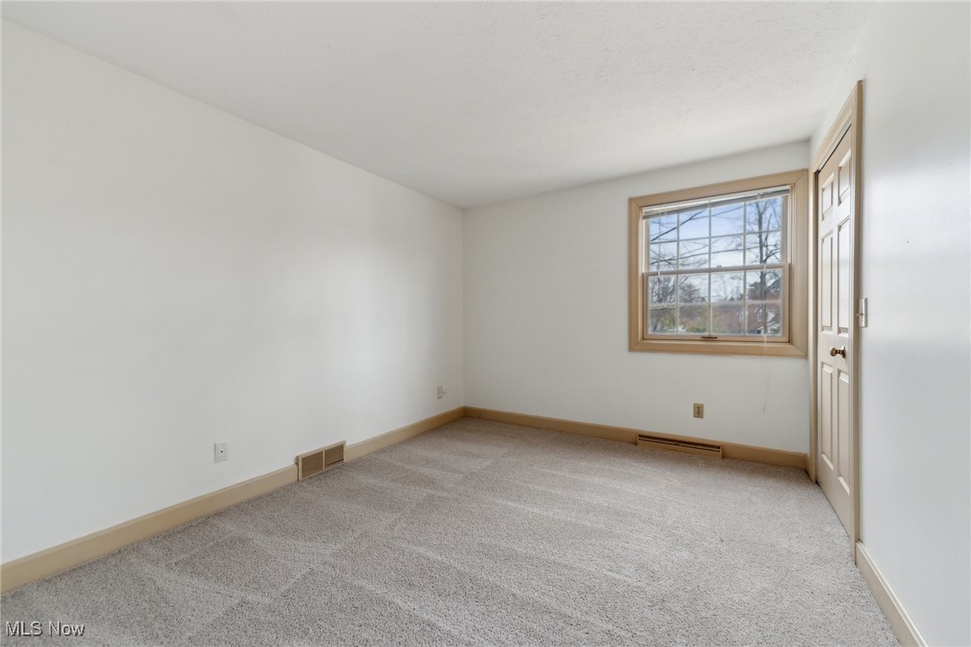 6114 Cabot Court, Mentor, Ohio image 28