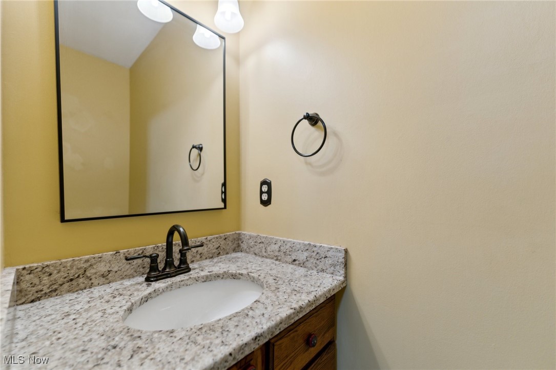 6114 Cabot Court, Mentor, Ohio image 22
