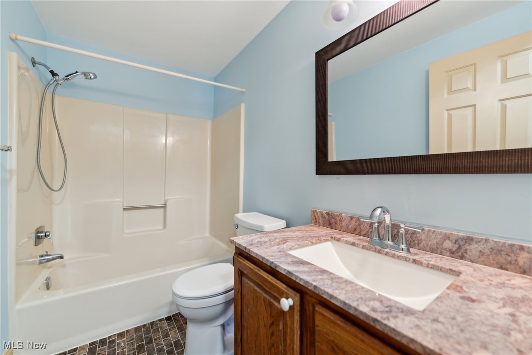 6114 Cabot Court, Mentor, Ohio image 34