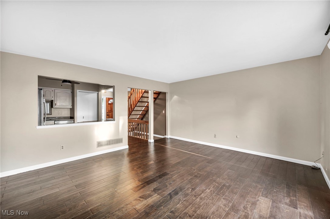 Puritas Park Twnhse Resid Develo - Residential