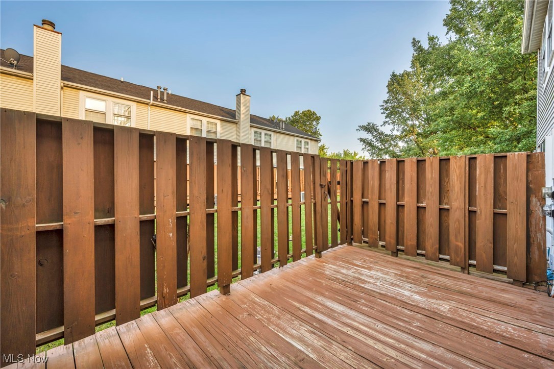 Puritas Park Twnhse Resid Develo - Residential