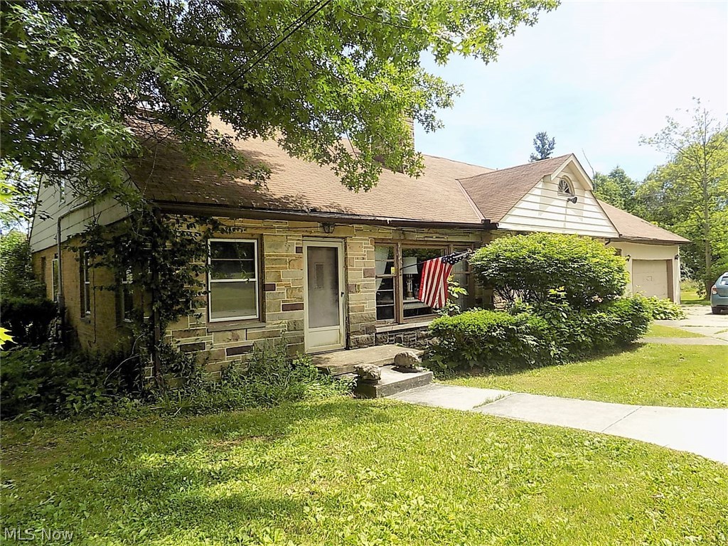 DON'T HESITATE TO LOOK AT THIS HOME AND MAKE AN OFFER!!! Spacious 5 Bedroom Cape Cod situated on 2.41 Acres at the corner of Lander & Harvard Roads*Home is a "DIAMOND IN THE ROUGH" This Home needs Total Rehab, Not for the Amateur! Home is priced accordingly, Value is in the Land *Lots of updates and TLC needed*Septic System new in 2014*Collar & Transmitter are original with Invisible Fence*See through Fireplace between Living Room* & Library* Lots of potential* Great Setting*"Sold As-Is"*Do Not go on property without appointment!
