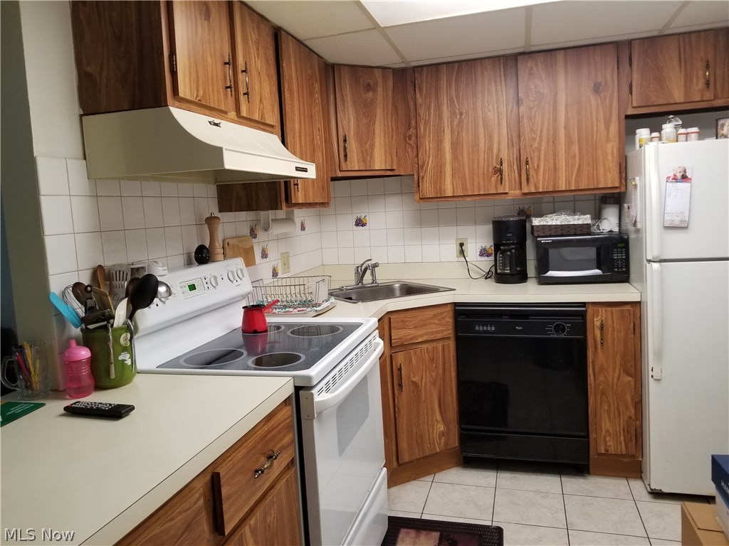 Woodridge Condo - Residential