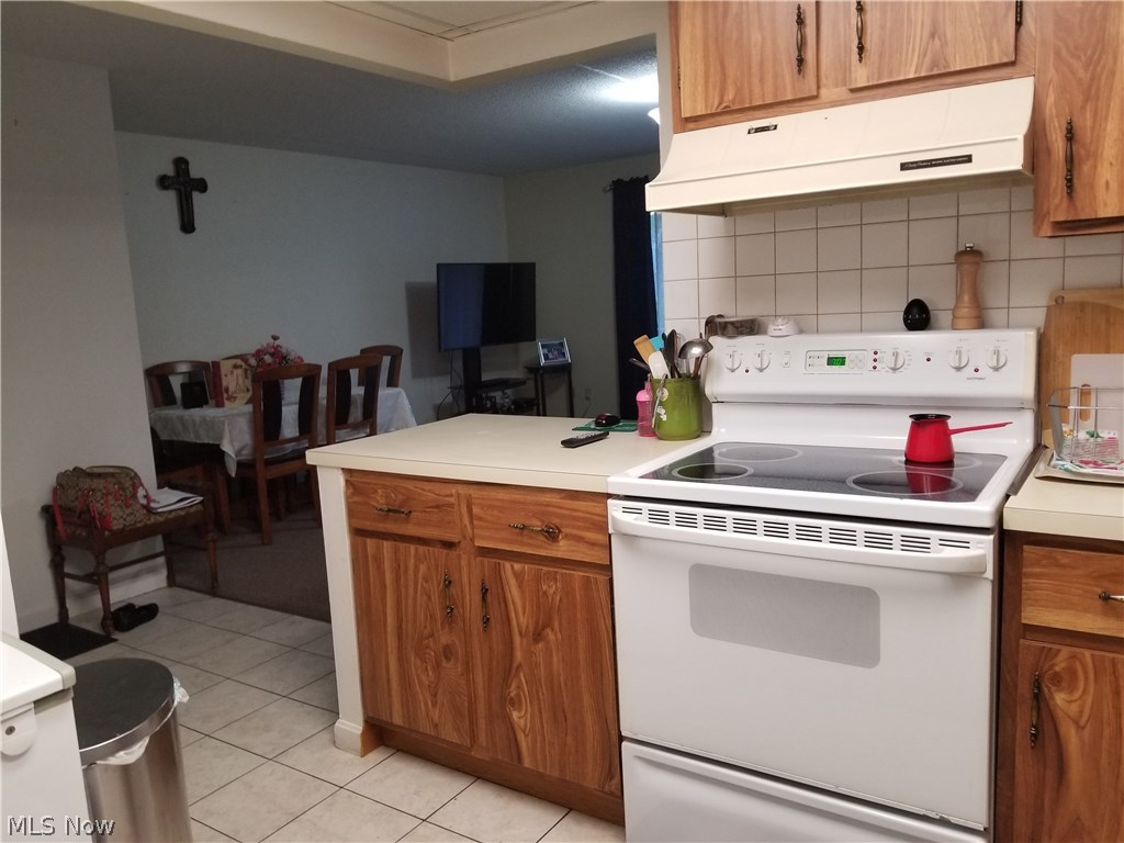 Woodridge Condo - Residential