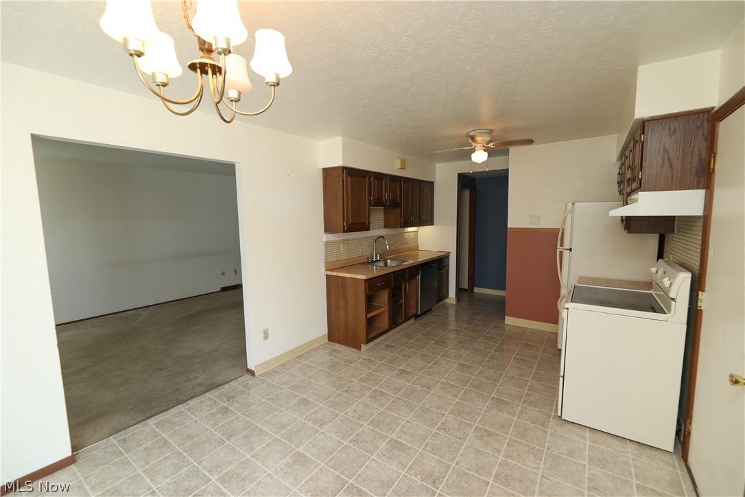 Big Turtle 02 Ph 08-10 - Residential