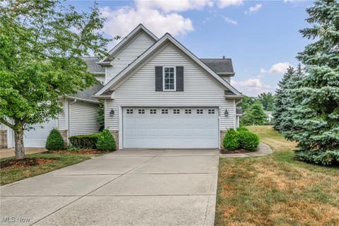 Photo for 642 Linsberry Court