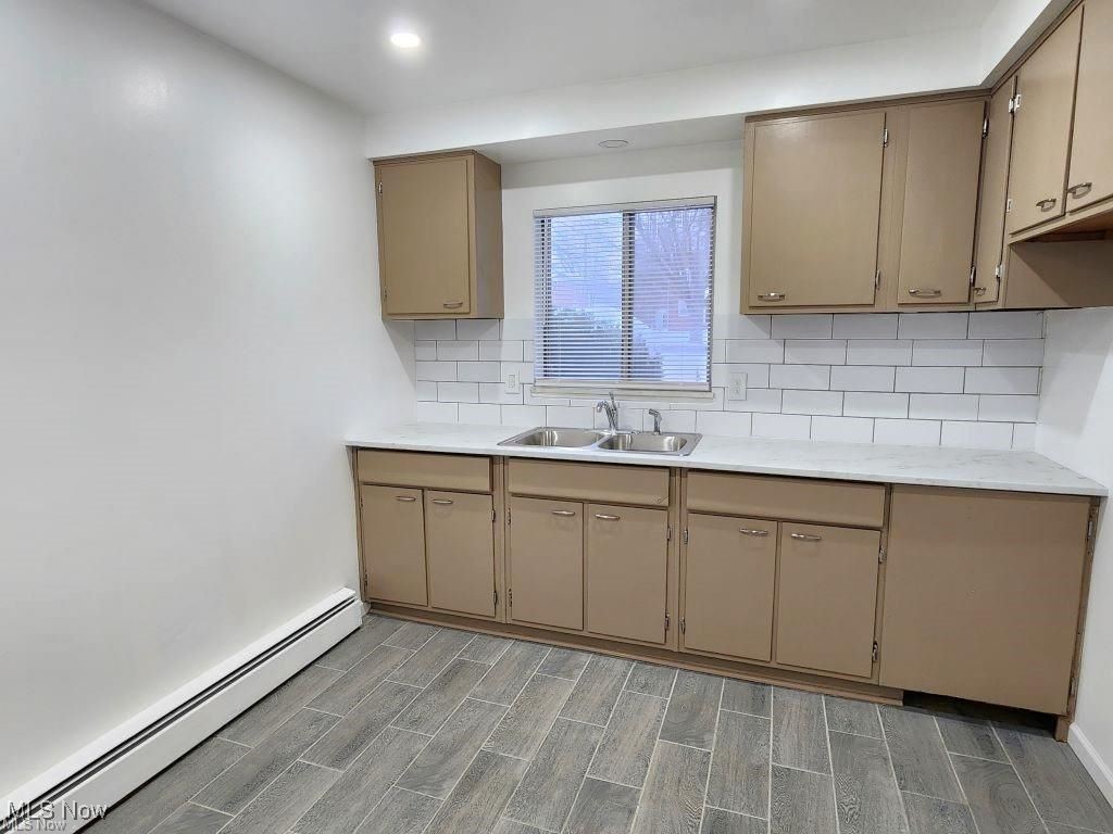 County/Cuyahoga - Residential Income