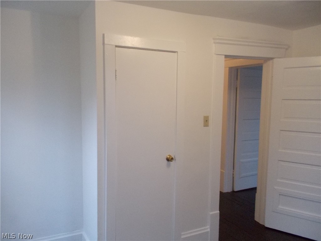 Falor - Residential Lease