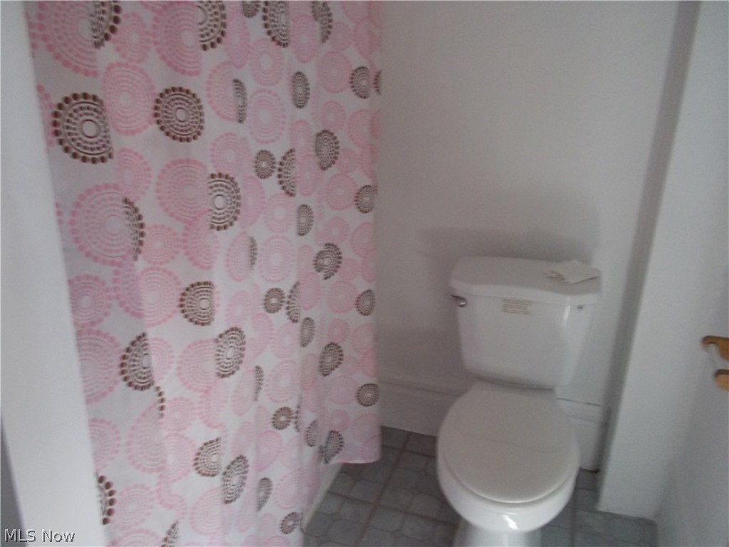 Falor - Residential Lease