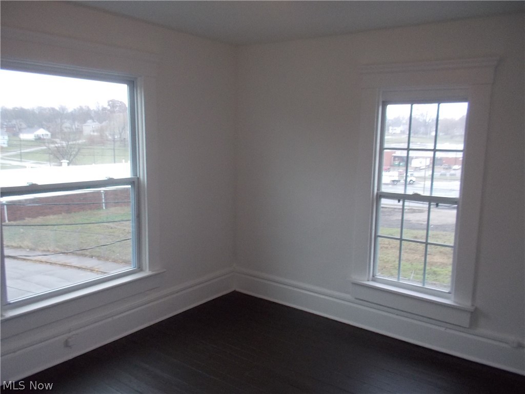 Falor - Residential Lease