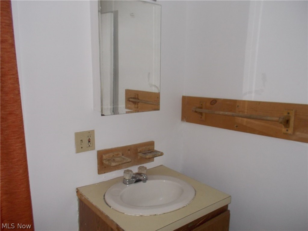 Falor - Residential Lease