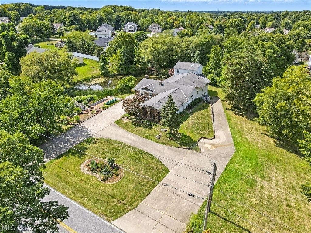 Photo of 7734 Morley Road, Mentor, OH 44060 (MLS # 5208007)