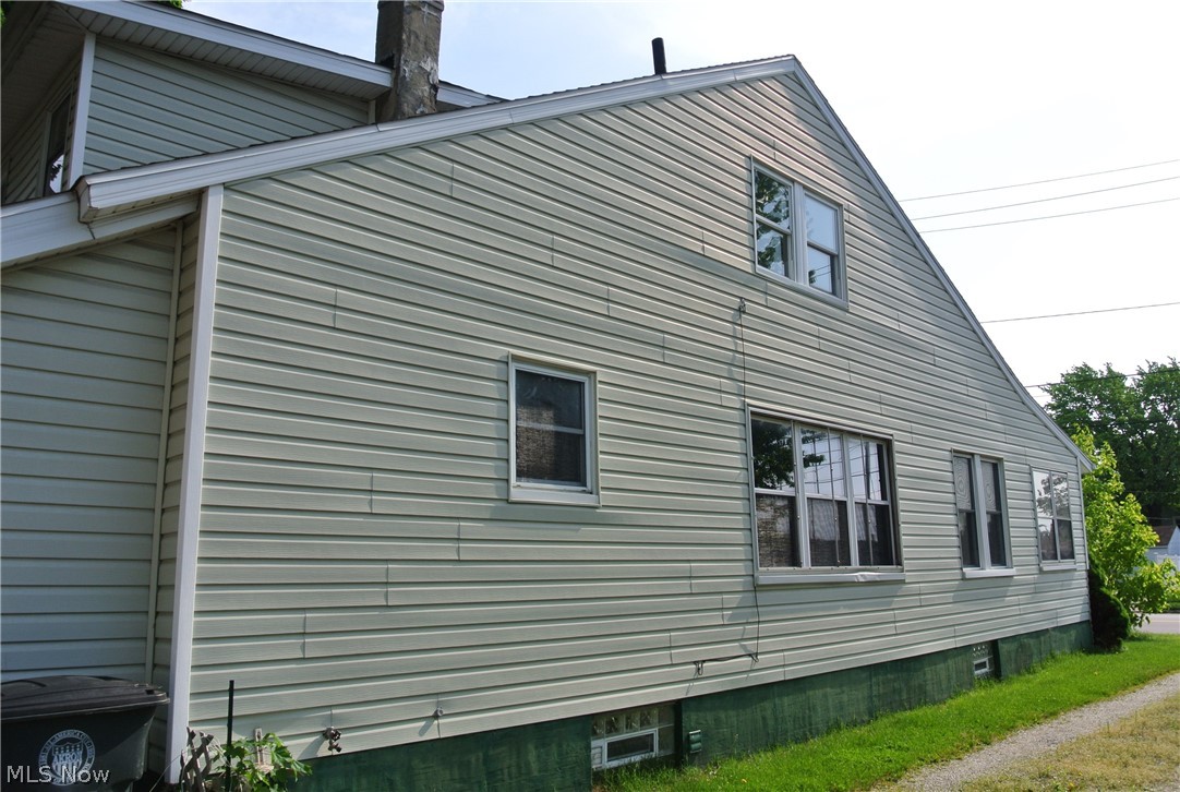 East Akron Terrace - Residential