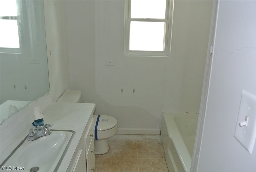 East Akron Terrace - Residential