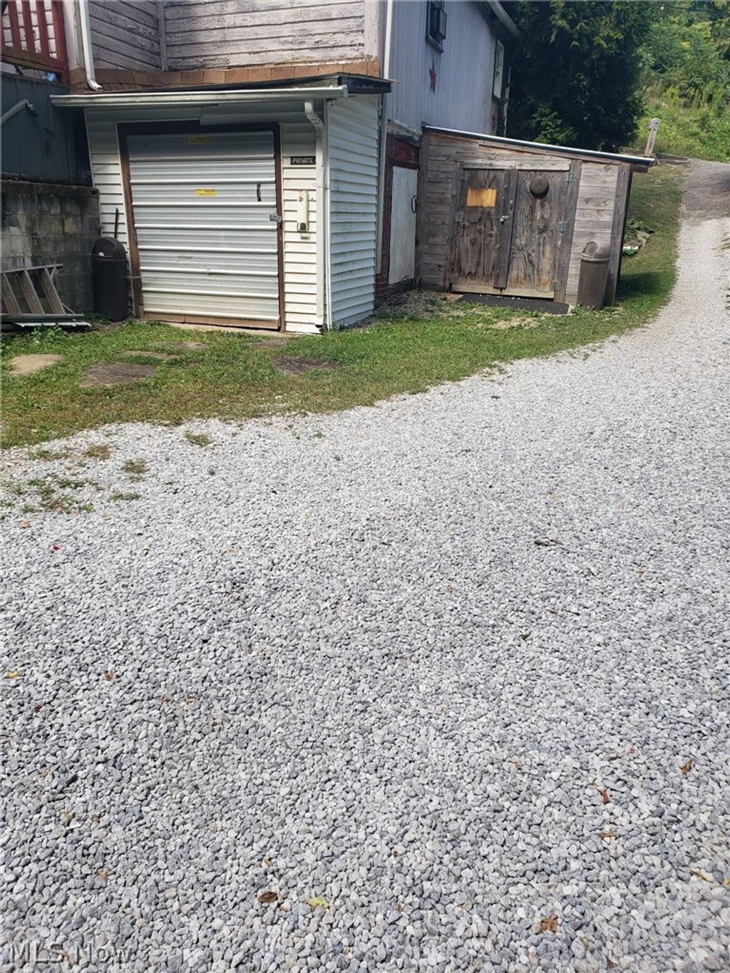 Photo of 958 Central Avenue, Bellaire, OH 43906 (MLS # 5184826)