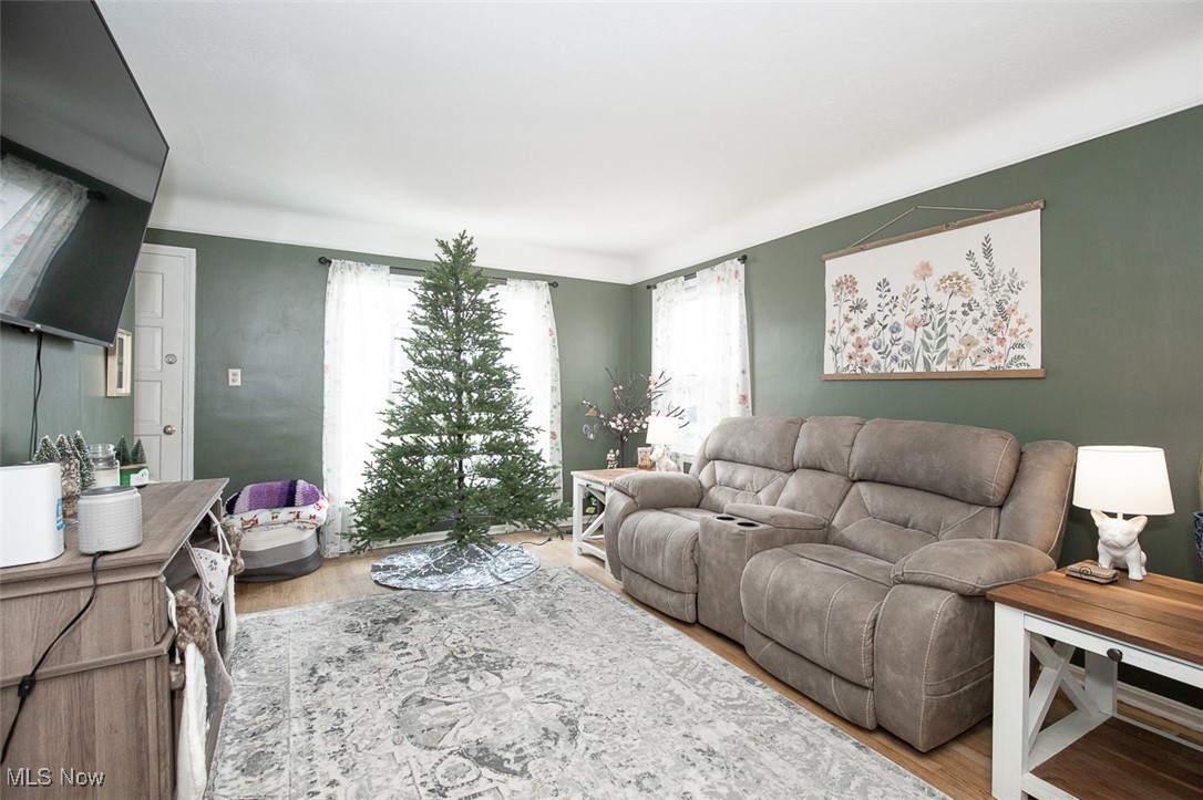 Bungalow - Residential