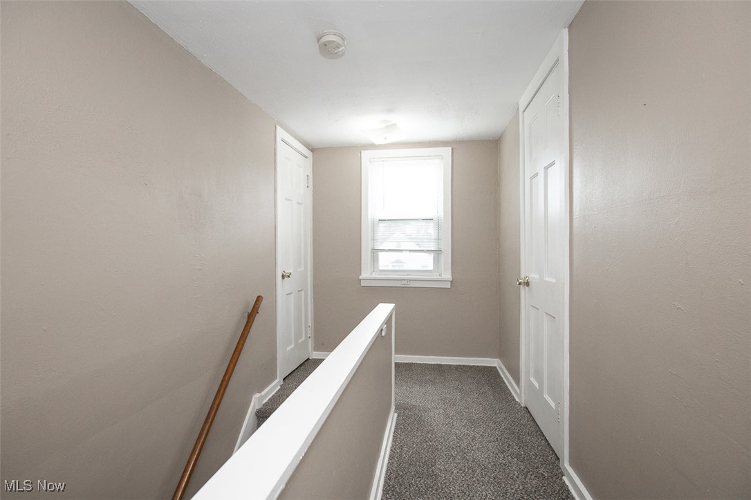 Bungalow - Residential