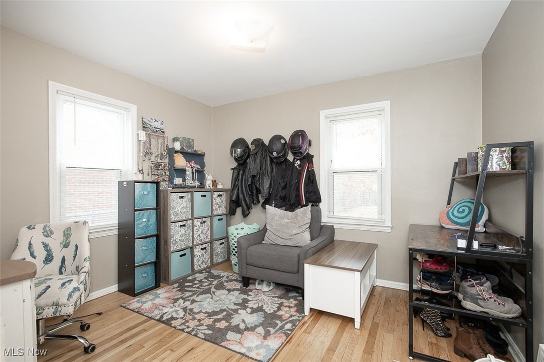 Bungalow - Residential