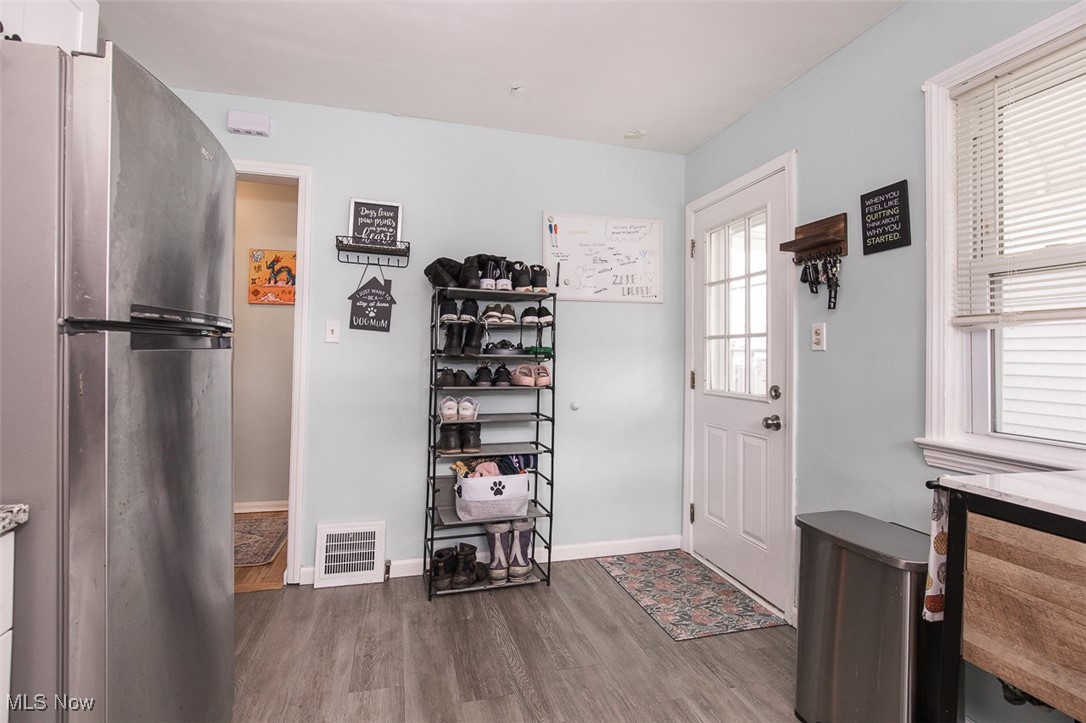 Bungalow - Residential