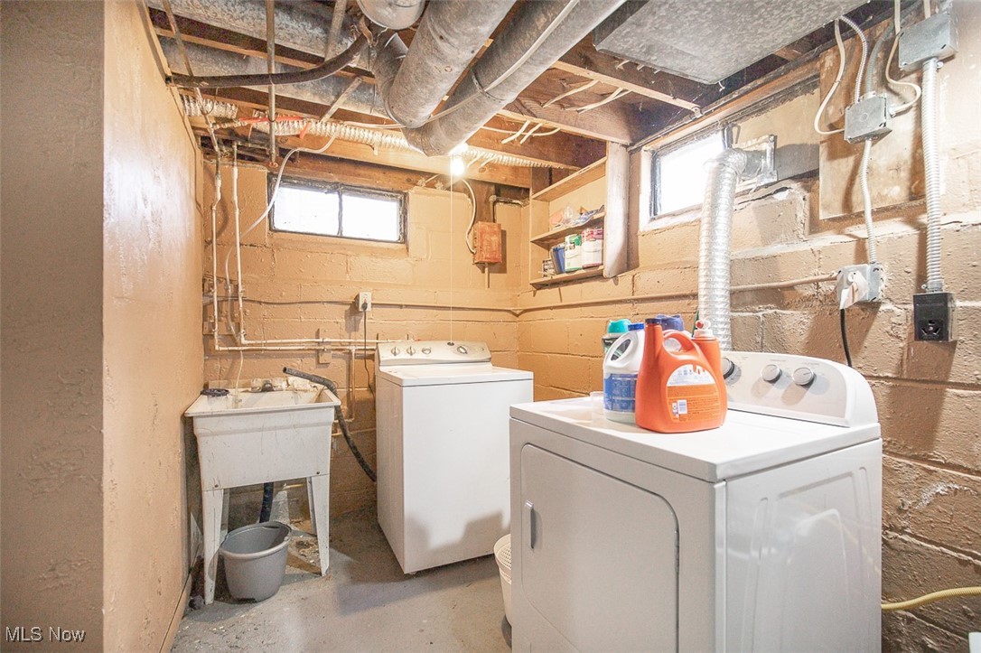 Bungalow - Residential