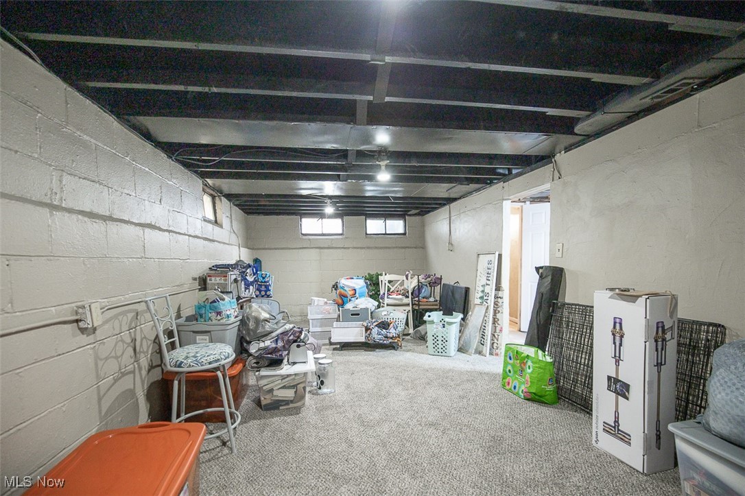 Bungalow - Residential