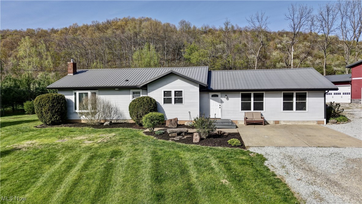 10913 Us Route 62, Killbuck, Ohio image 1